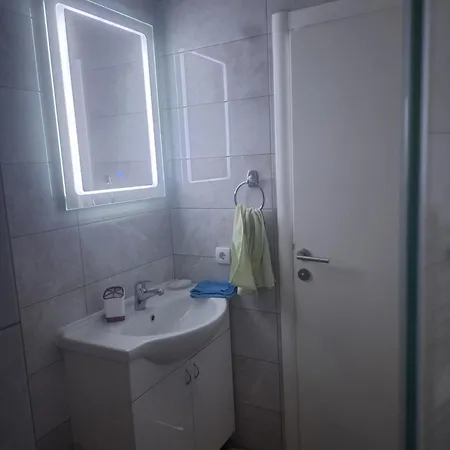 Knezevic * Kotor Varos