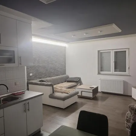 Knezevic Apartment Kotor Varos