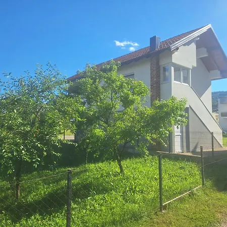 Knezevic & Garage Апартаменты Kotor Varos